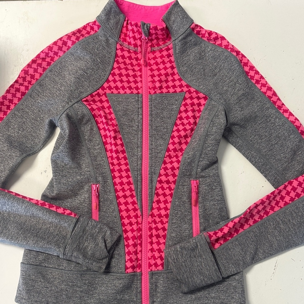Ivivva perfect your practice pink gray jacket 8